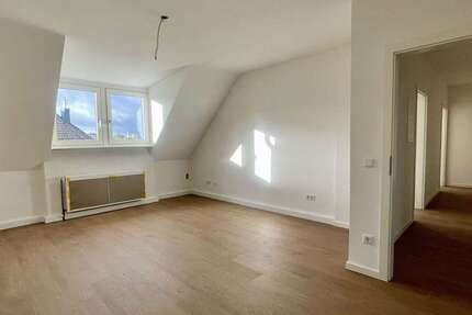 Wohnung zum Mieten in Düsseldorf 975 € 78 m² 3 zimmer