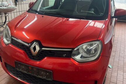 Renault Twingo 103.800 km 6.900 &euro; Halver 58553