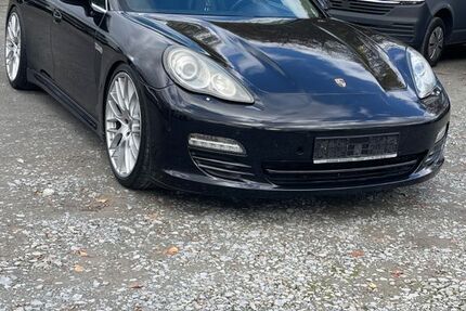 Porsche Panamera 272.000 km 16.300 € Overath 51491