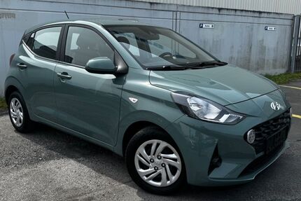 Hyundai i10 18.000 km 11.490 &euro; Solingen 42699