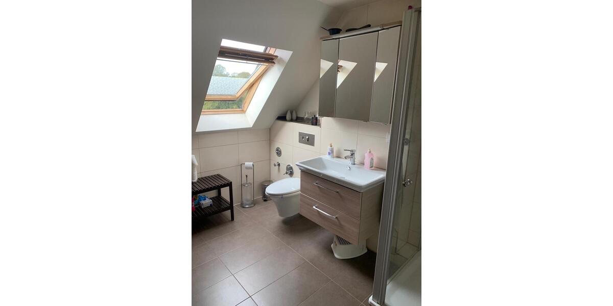 Dachgeschoßwohnung Remscheid Remscheid-Süd - 4 Zimmer, 79 m&sup2;, 154.000&euro; | Angebot:25440967