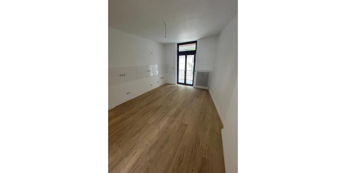 Etagenwohnung Wuppertal Arrenberg - 1 Zimmer, 23 m&sup2;, 330&euro; | Angebot:24690069
