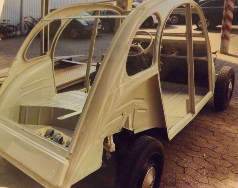 Citroen 2CV 123.456 km 15.500 € Mettmann 40822