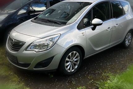 Opel Meriva 192.615 km 4.150 &euro; Halver 58553