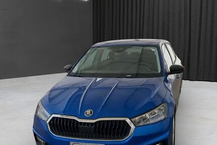 Skoda Fabia 20.229 km 16.950 &euro; Neuss 41460