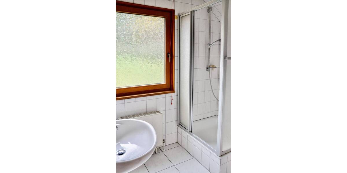 Einfamilienhaus Overath - 7 Zimmer, 117 m&sup2;, 299.000&euro; | Angebot:25937590