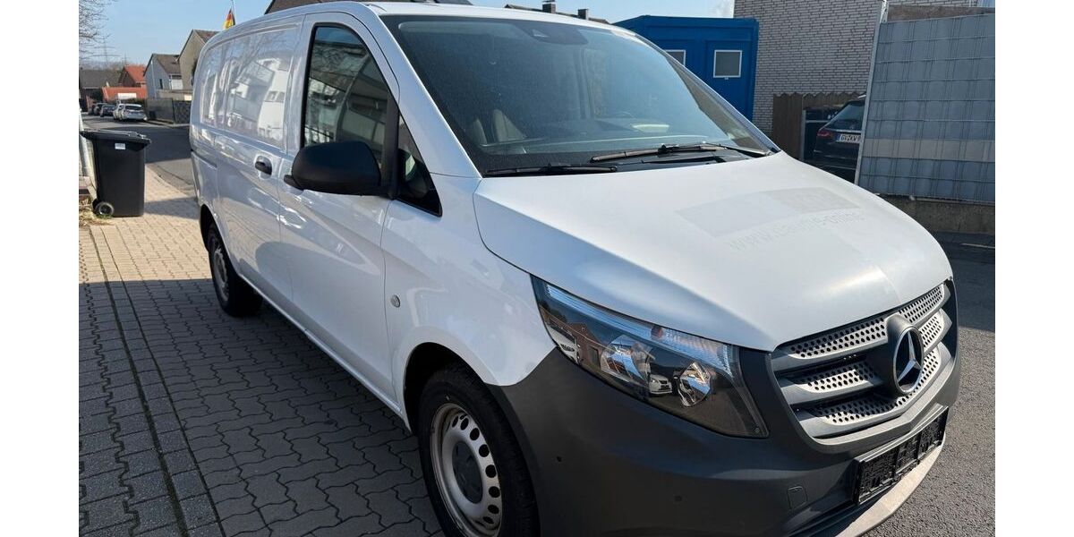 Mercedes-Benz Vito 72.622 km 20.500 &euro; Köln 51145