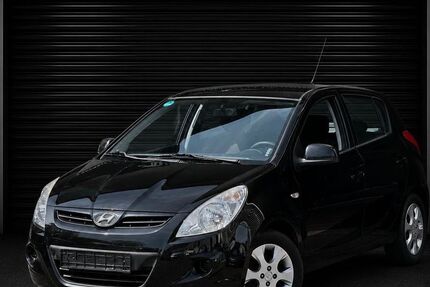 Hyundai i20 86.000 km 4.000 &euro; Remscheid 42857