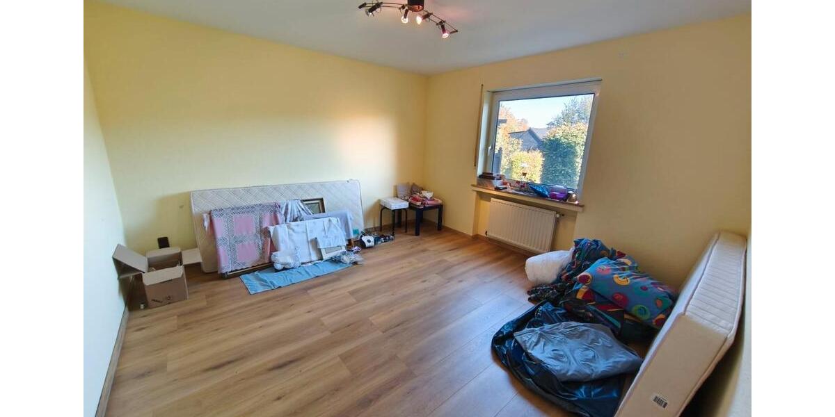 Einfamilienhaus Radevormwald - 8 Zimmer, 207 m&sup2;, 399.000&euro; | Angebot:24374298