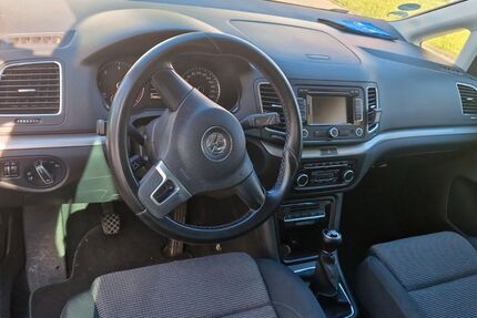 VW Sharan