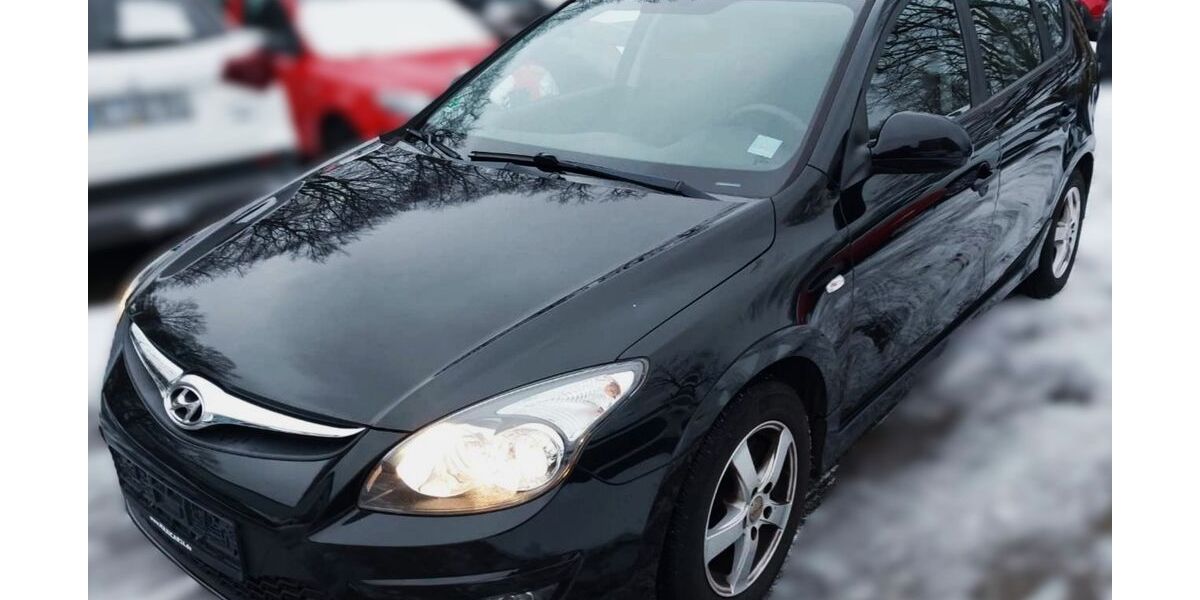 Hyundai i30 200.000 km 5.999 &euro; Köln (Ostheim) 51107