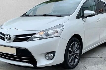Toyota Verso 188.000 km 8.999 &euro; Köln (Ostheim) 51107