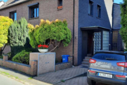 Kleine DG Wohnung in bester Lage von Frohnhausen zu vermieten zimmer