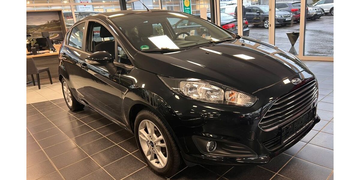 Ford Fiesta 82.550 km 7.800 € Wülfrath 42489