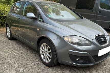 Seat Altea 131.000 km 4.400 &euro; düsseldorf 40470