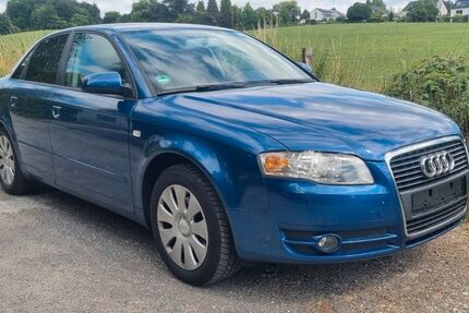 Audi A4 215.000 km 2.950 € Leverkusen 51381