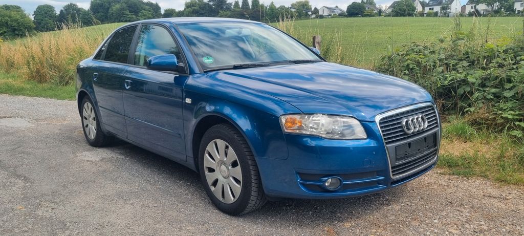 Audi A4 215.000 km 2.950 € Leverkusen 51381
