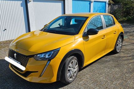 Peugeot 208 3.900 km 18.900 &euro; Wülfrath 42489