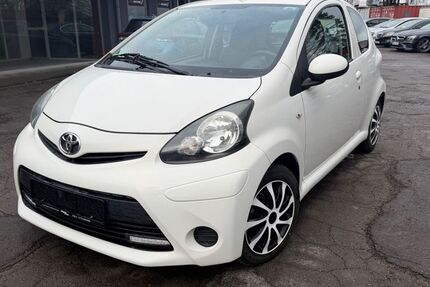 Toyota Aygo (X) 77.000 km 4.990 &euro; Halver 58553