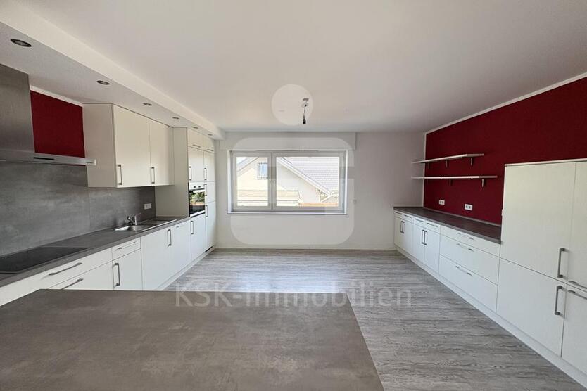 Großzügiges 6-Zimmer-Einfamilienhaus in Kürten!