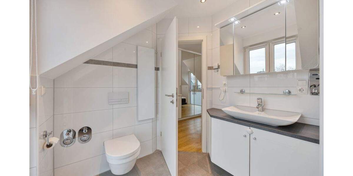 Etagenwohnung Hilden - 3 Zimmer, 97 m&sup2;, 495.000&euro; | Angebot:23981803