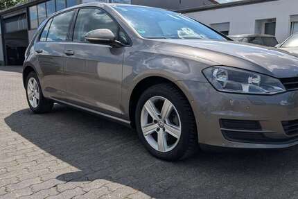 VW Golf 143.705 km 10.899 € Langenfeld 40764