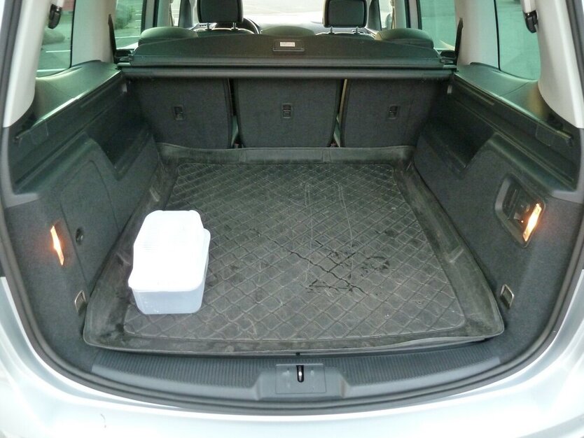 VW Sharan 2.0 TDI DSG Panorama Navi Leder 7 Sitze + 175.000 km 17.900 € Ratingen 40885