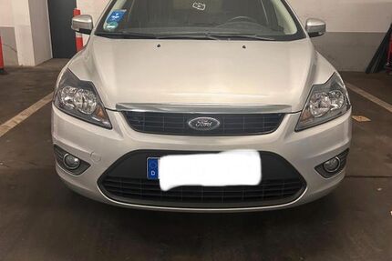 Ford Focus 71.000 km 4.700 &euro; Köln 50735