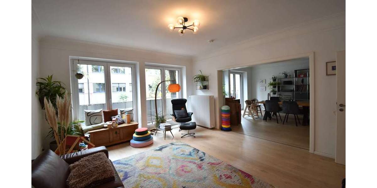 Etagenwohnung Düsseldorf Stadtbezirk 3 - 3 Zimmer, 110 m&sup2;, 1.745&euro; | Angebot:27694717
