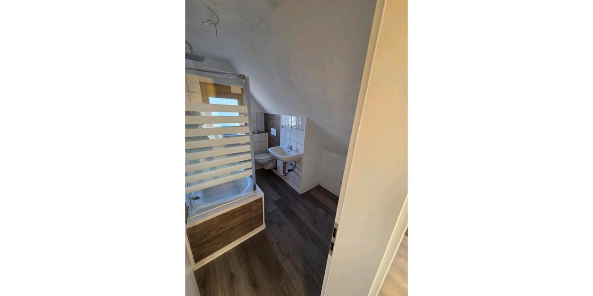 Dachgeschoßwohnung Sprockhövel - 3 Zimmer, 62 m&sup2;, 650&euro; | Angebot:24741387