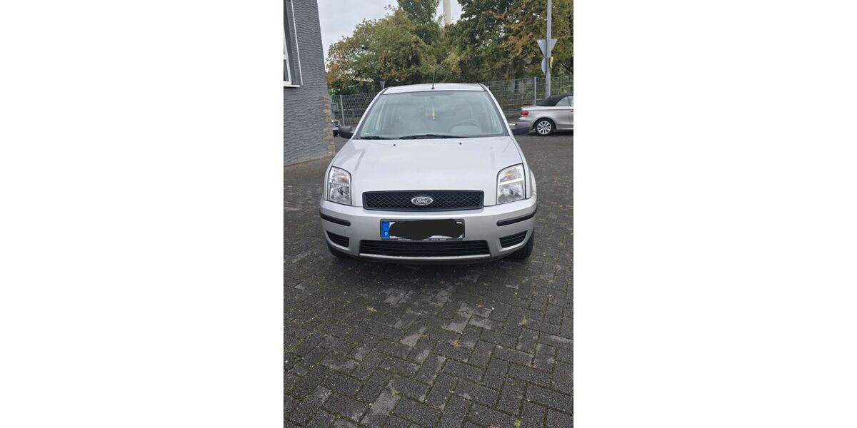 Ford Fusion 182.000 km 1.899 € Bergisch Gladbach 51429