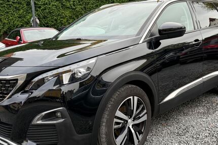 Peugeot 5008 92.000 km 16.999 € Bergisch Gladbach 51469