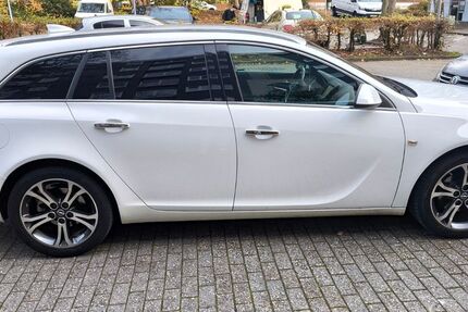 Opel Insignia 193.581 km 9.000 € Erkrath 40699