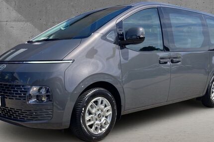 Hyundai STARIA 17.000 km 38.890 &euro; Hilden 40721