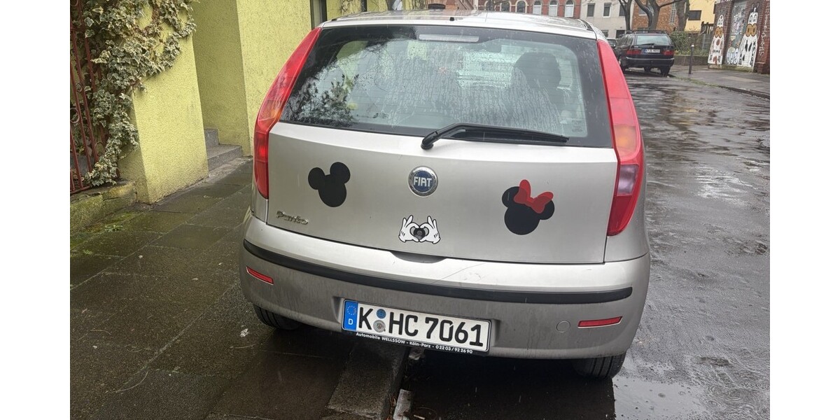 Fiat Punto 138.128 km 1.199 &euro; Köln 50667