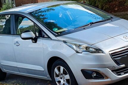 Peugeot 5008 140.000 km 8.600 € Heiligenhaus 42579