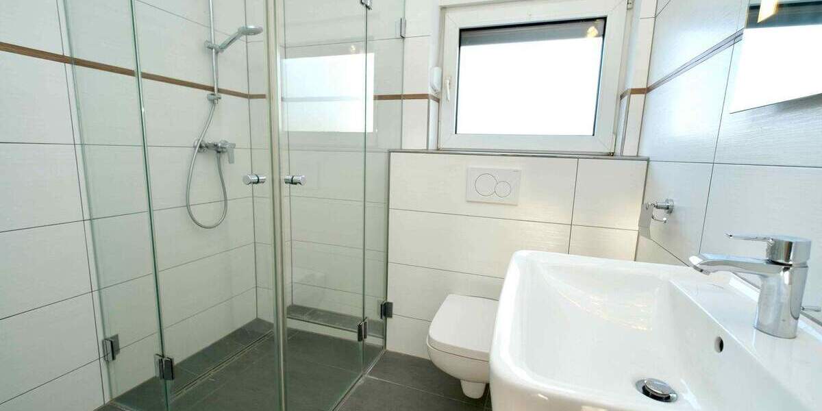 Reihenmittelhaus Neuss Weckhoven - 5 Zimmer, 120 m&sup2;, 449.000&euro; | Angebot:24312468