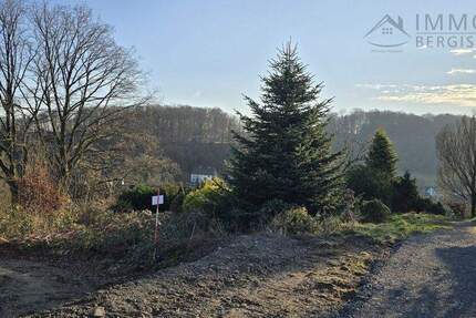 Grundstück Hückeswagen Innenstadt - 210.000&euro; | Angebot:24219852