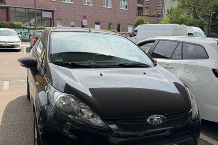 Ford Fiesta 165.000 km 1.800 &euro; Köln 50733