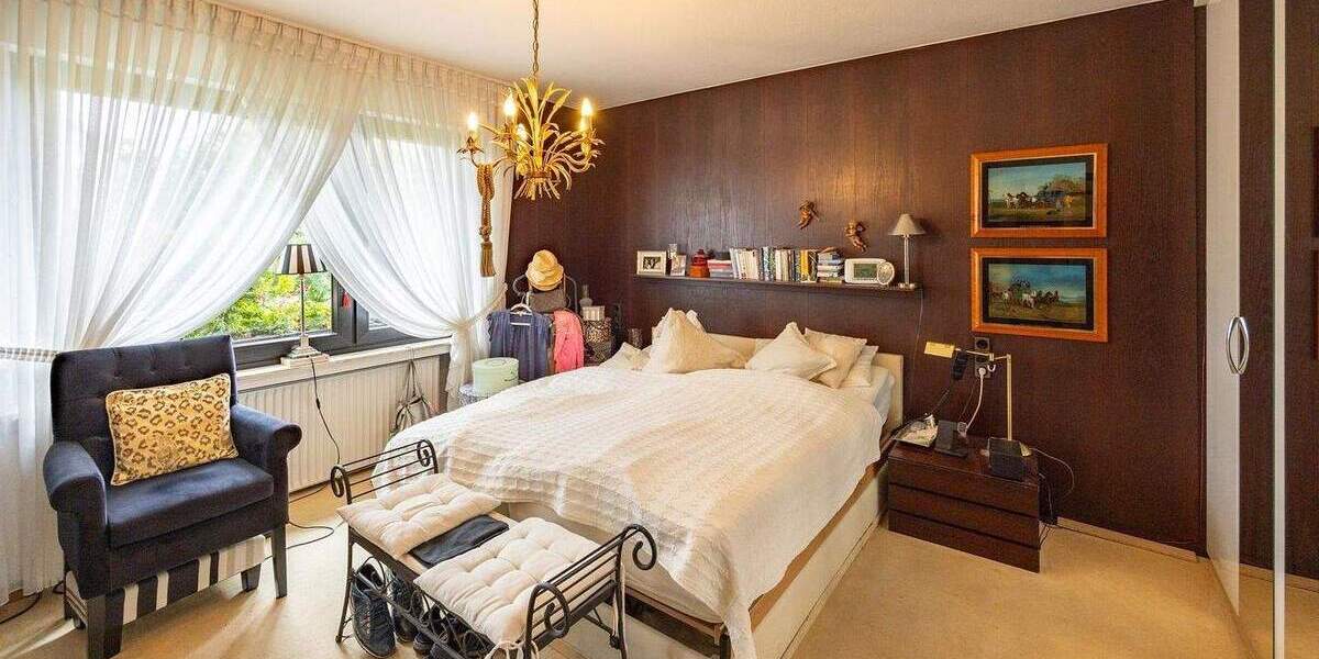 Einfamilienhaus Halver - 7 Zimmer, 238 m&sup2;, 559.000&euro; | Angebot:24424318