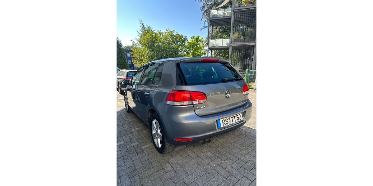 VW Golf 132.000 km 4.750 &euro; Remscheid 42853