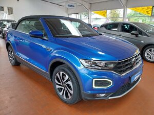 VW T-Roc Active Cabrio 1.5 TSI ACC Navi PDC SHZ 23.625 km 23.800 € HAAN 42781
