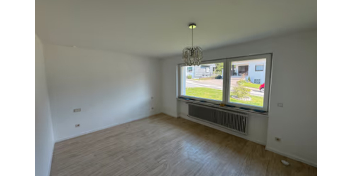 Einfamilienhaus Wuppertal Dönberg - 10 Zimmer, 304 m&sup2;, 3.100&euro; | Angebot:24477426