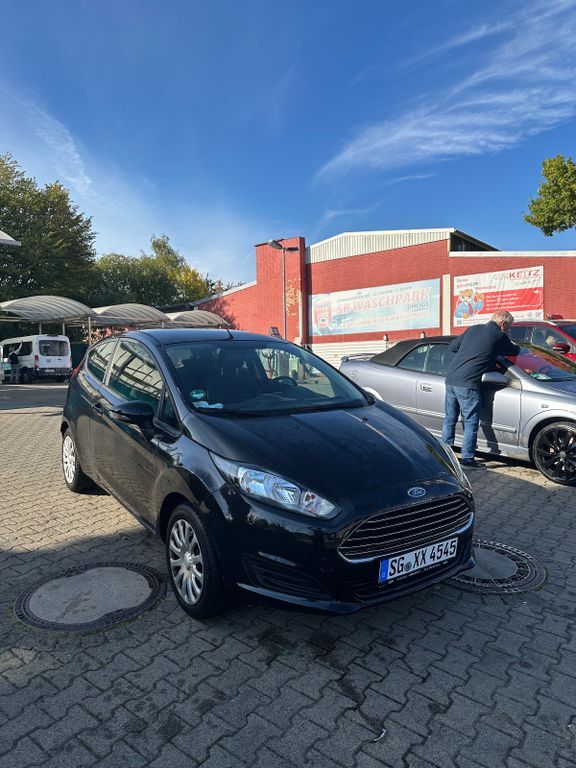 Ford Fiesta 136.000 km 4.400 € Solingen 42719