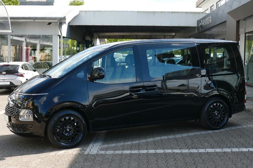 Hyundai STARIA 21.200 km 45.590 € Schwelm 58332