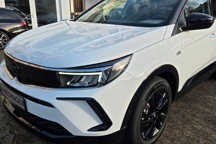 Opel Grandland (X) 5.200 km 24.990 € Erkrath 40699
