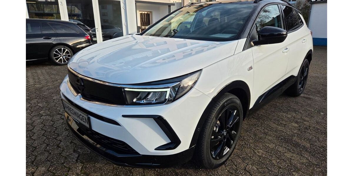 Opel Grandland (X) 5.200 km 24.990 € Erkrath 40699