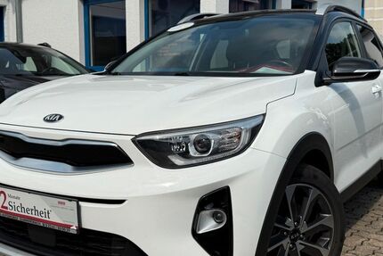 Kia Stonic 63.000 km 13.749 € Gummersbach (Zwischen Toom Markt und ATU) 51645