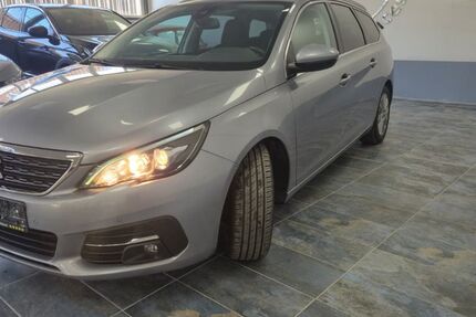 Peugeot 308 79.600 km 12.600 &euro; Neuss 41469
