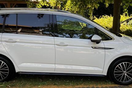 VW Touran 95.066 km 22.000 &euro; Düsseldorf 40591